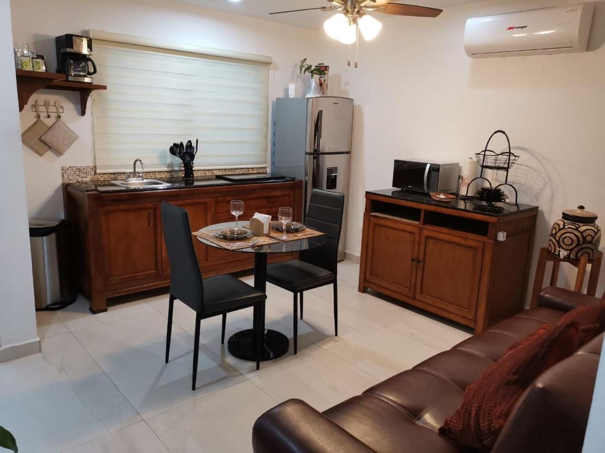 Appartement Departamentos Con Alberca à Mazatlán Extérieur photo